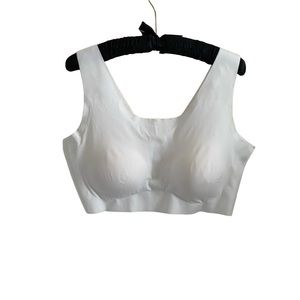 Bali Comfort Revolution Bra NWOT White 4-Hook Back Closure Lace Trim Size 3X